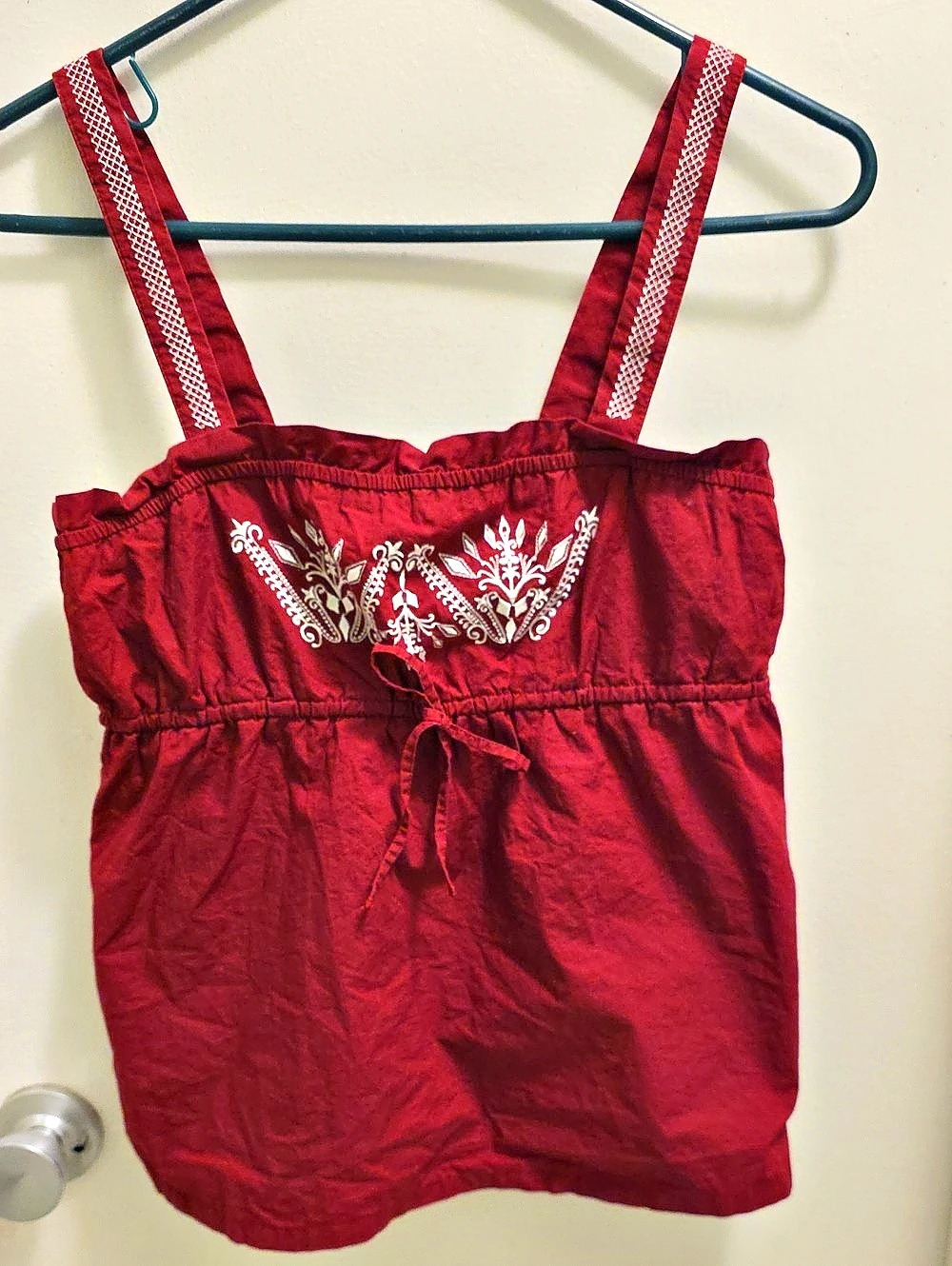 Gap Embroidered Baby Doll Top in Red Small